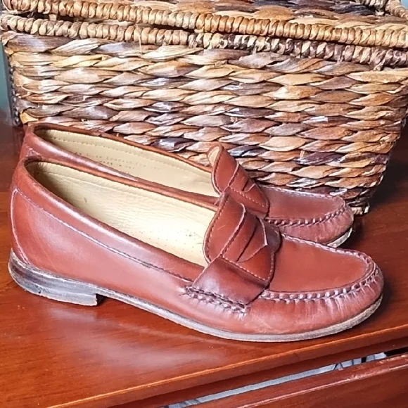 Classic Brown Leather Loafers - Picture 4 of 8